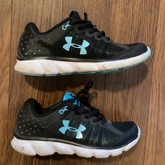 Under Armour Black Sneakers Size 6 - Picture 6 of 9